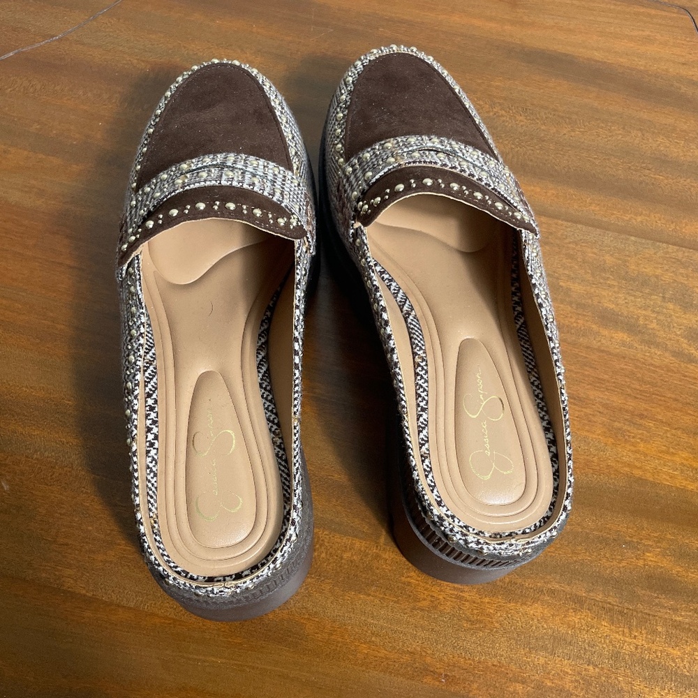 Jessica Simpson Brown and Cream Mules‎ - Picture 3 of 3